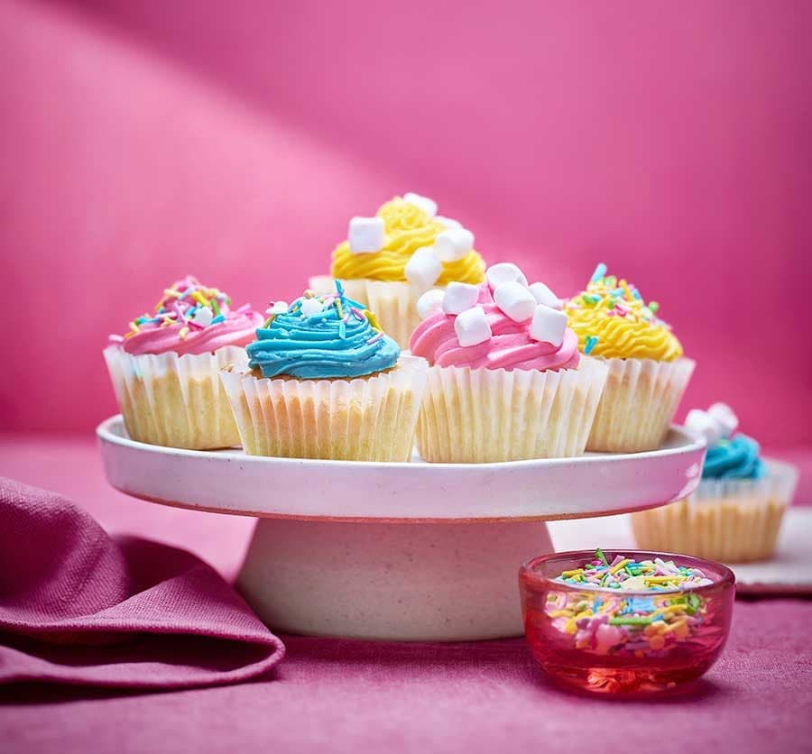 Iced fairy cakes