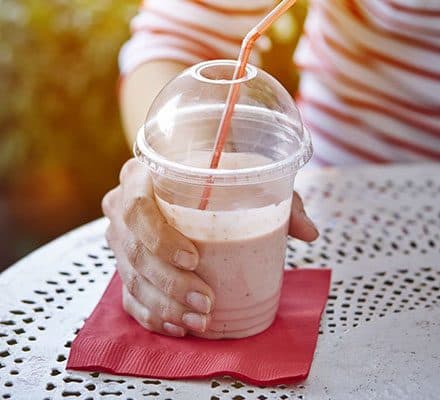 Avocado & strawberry smoothie