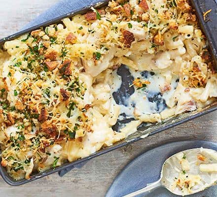 Макарони з трюфелем і копченим хеком у духовці