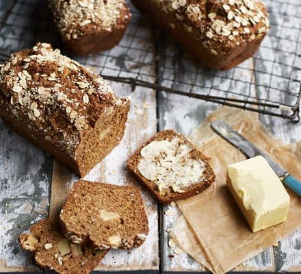 Stout & apple wheaten bread