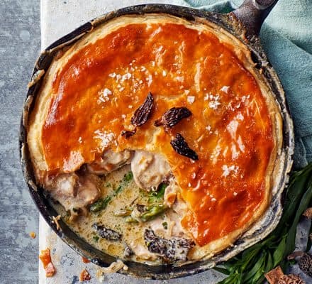 Chicken, morel mushroom & asparagus one-pan pie