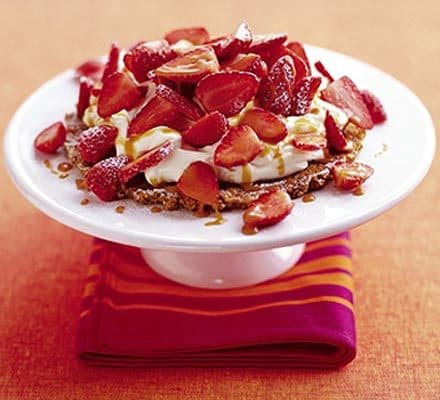Strawberry toffee tart