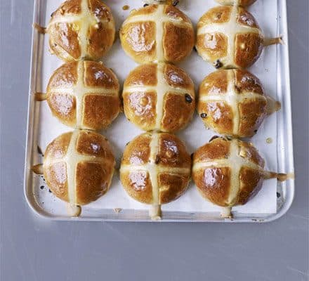 Hot cross buns