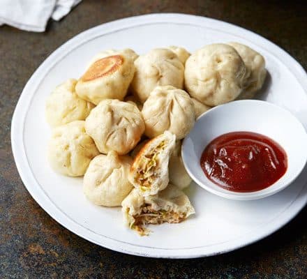 Steam-fried bao buns (Sheng jian bao)