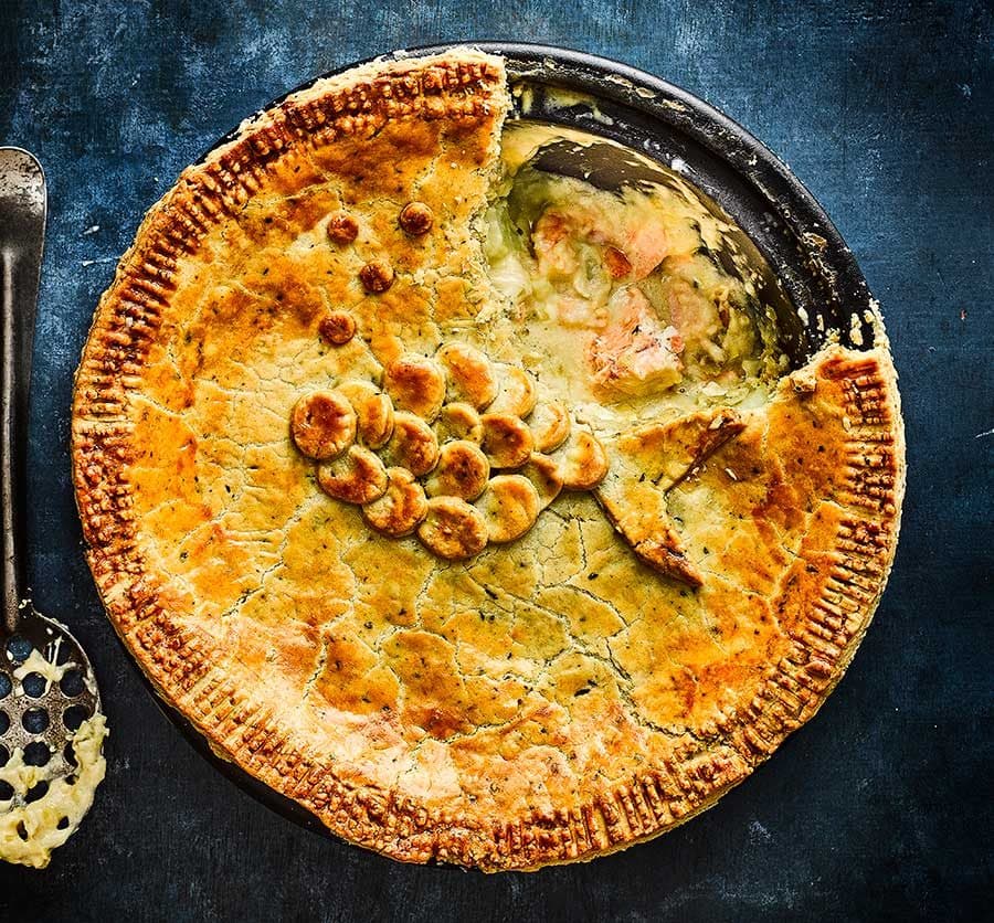 Creamy leek, potato, cheddar & chive fish pie