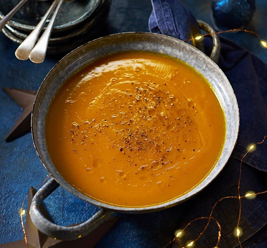 Slow cooker spiced parsnip soup